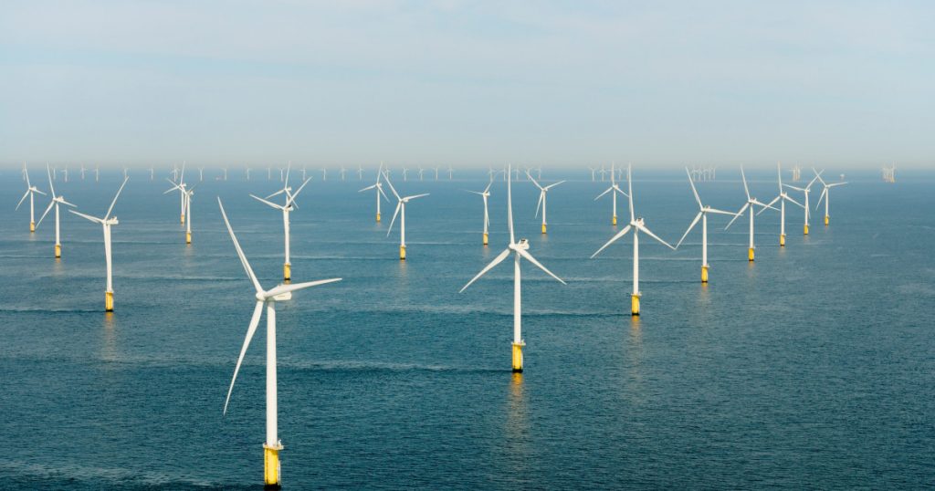 Marea Neagră: O nouă eră a energiei eoliene și impactul său economic asupra României