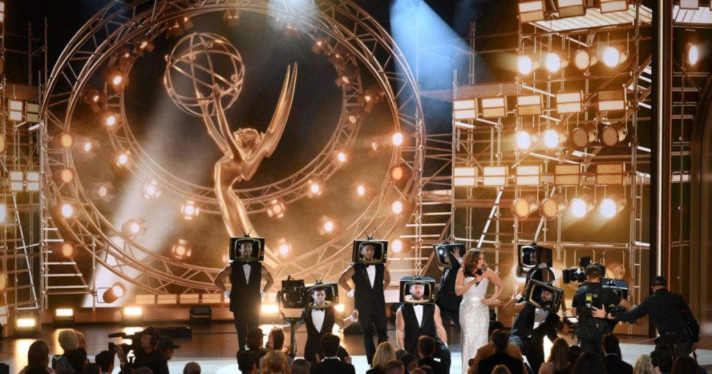 Premiile Emmy 2026: Istoria scrisă de "Widow's Bay" și recordurile surprinzătoare ale lui Matthew Rhys și Jean Smart