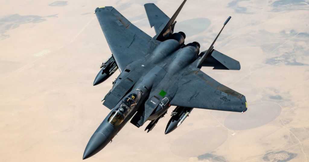 Miracolul supraviețuirii: Povestea incredibilă a ofițerului american salvat din Iran după doborârea avionului său