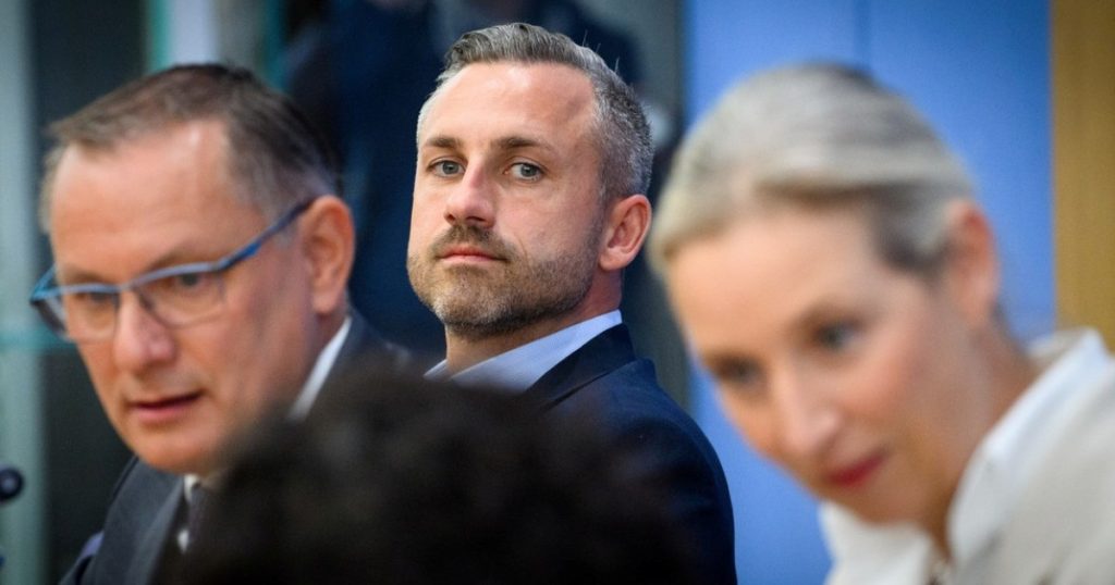 Controversele din Parlamentul Saxonia-Anhalt: Fost actor de filme pentru adulți și politicieni cu legături neonaziste în AfD