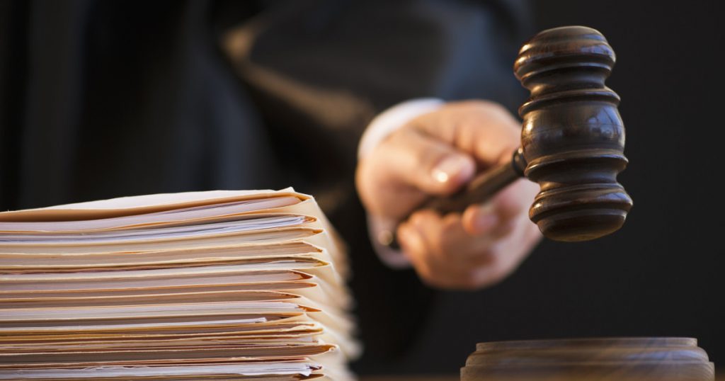 Cazul controversat din Iași: O femeie reținută pentru mituire în cazul unei minore violente