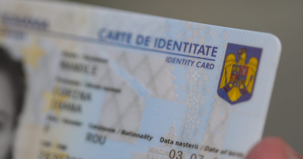 Obligația Schimbării Buletinului: Ce Trebuie Să Știe Românii Despre Termene și Proceduri