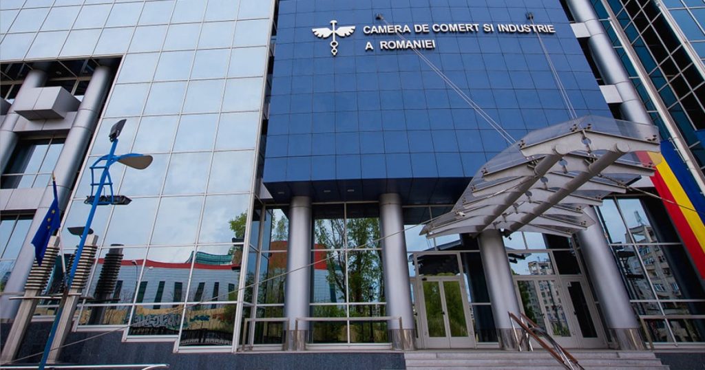 Controversa Zborului Privat: O Analiză a Deplasării Camerei de Comerț în Mykonos