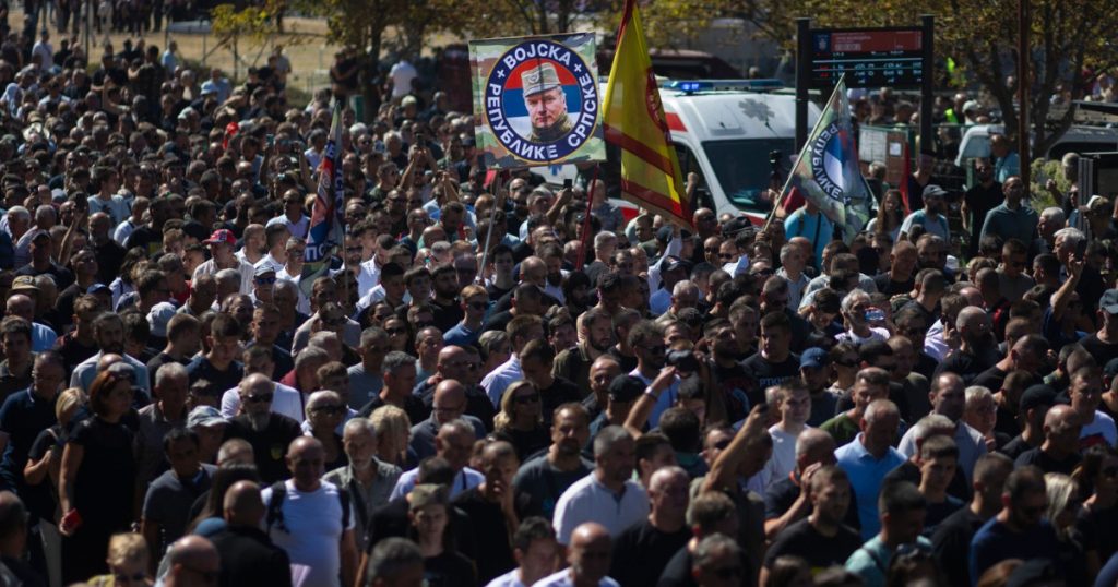 Glorificarea lui Ratko Mladic: O provocare pentru ambițiile Serbiei de aderare la Uniunea Europeană