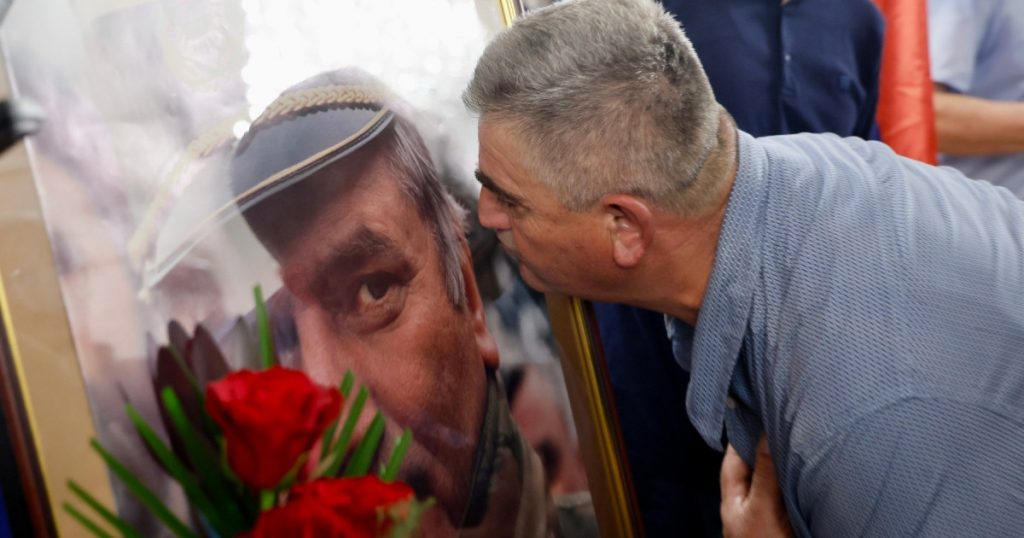 Controversa comemorării lui Ratko Mladic: Erou sau criminal de război?