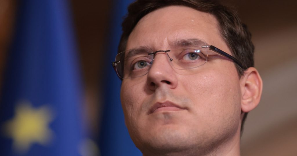 Victor Negrescu și Controversele Politice: O Analiză a Conflictului cu USR privind Sancționarea României la Bruxelles