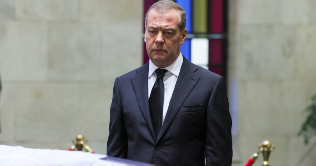 Amenințări și Tensiuni: Medvedev Sugerează Atacuri Împotriva Liderilor Europeni în Ucraina