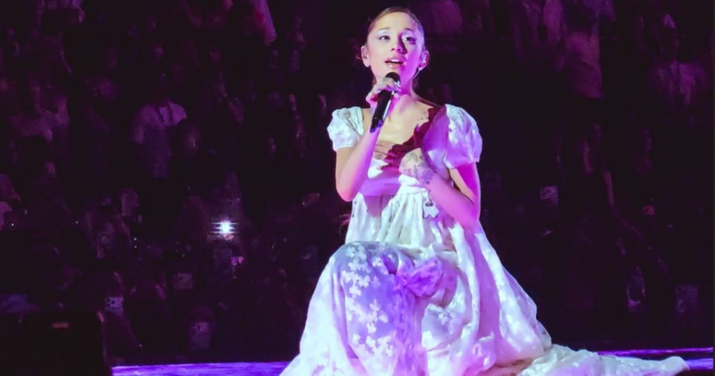 Ariana Grande: O Retragere Emoționantă și Impactul Deciziilor Sale Asupra Vieții Publice