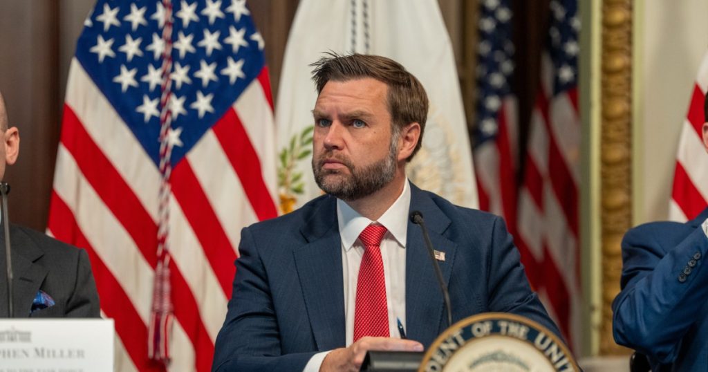 JD Vance și Apocalipsa Modernă: O Analiză a Îngrijorărilor Spirituale și Politice