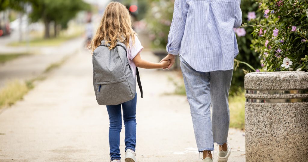 Prima zi de școală în 2026: Noutăți și provocări în anul educațional 2026-2027