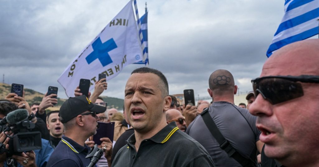 Întoarcerea lui Ilias Kasidiaris: O nouă provocare pentru democrația greacă?