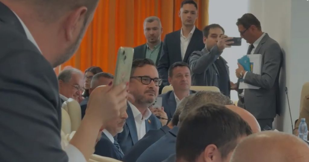 Controverse și Proiecte Militare: Analiza Aprobată a Trimiterii Militarilor Români în Sprijinul Ucrainei