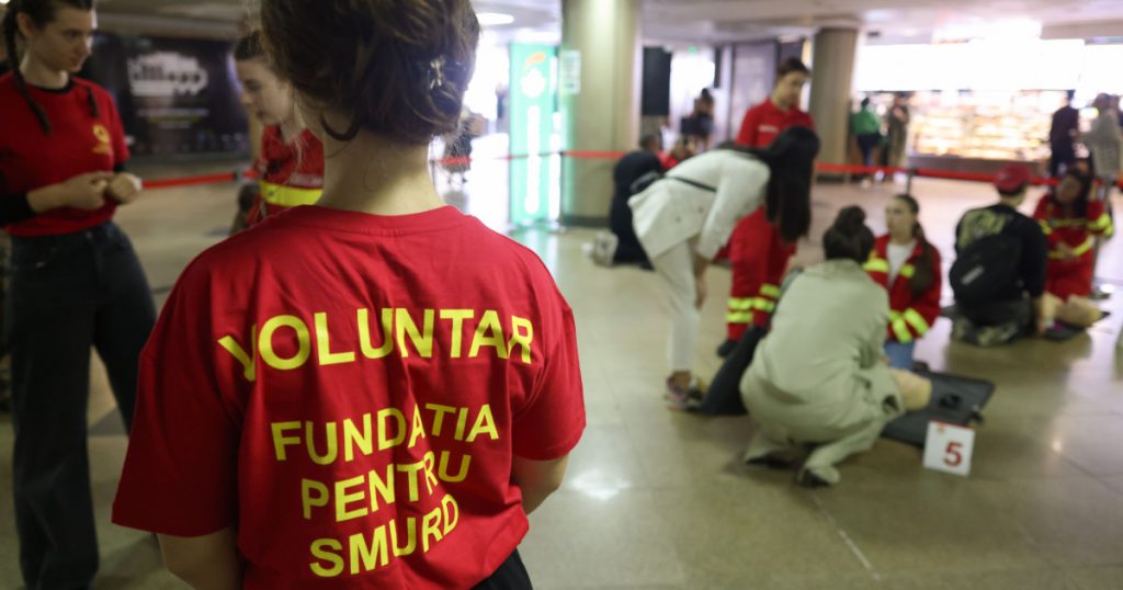 Bucureștenii învață să salveze vieți: Importanța educației pentru primul ajutor în situații de urgență