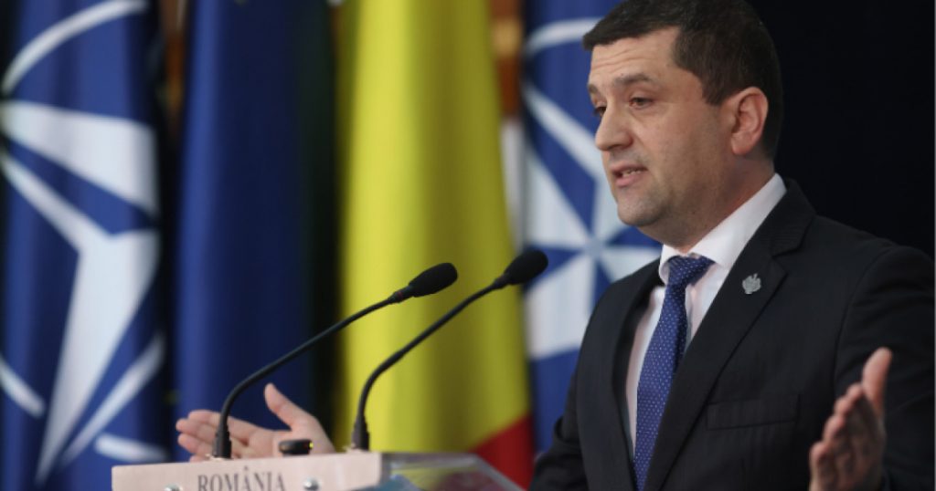 Soluția USR pentru deblocarea crizei politice: O analiză detaliată a propunerilor lui Radu Miruță