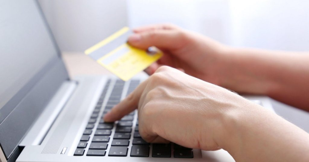 Profilul Victimelor Fraudelor Online cu Investiții: O Analiză Detaliată a Statisticiilor și Implicațiilor Sociale