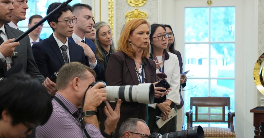 Atacul asupra libertății presei: Interdicția lui Trump și implicațiile sale asupra democrației americane