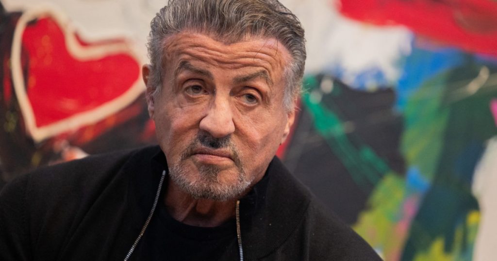 Refuzul lui Stallone: O privire asupra relației dintre Hollywood și politica americană