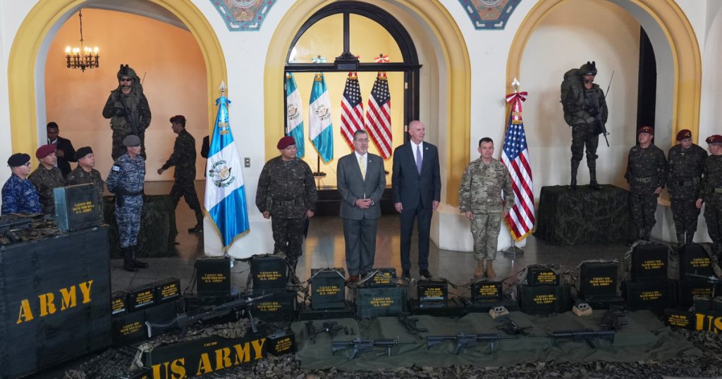 O nouă eră militară în Guatemala: SUA ridică embargo-ul armelor după aproape 50 de ani
