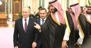 Colaborarea Strategică dintre Rusia și Arabia Saudită: Implicațiile Navigației prin Strâmtorile Ormuz și Bab el-Mandeb