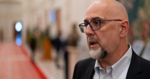 Decizia lui Kelemen Hunor: O analiză a strategiei politice în contextul formării guvernului Mureșan