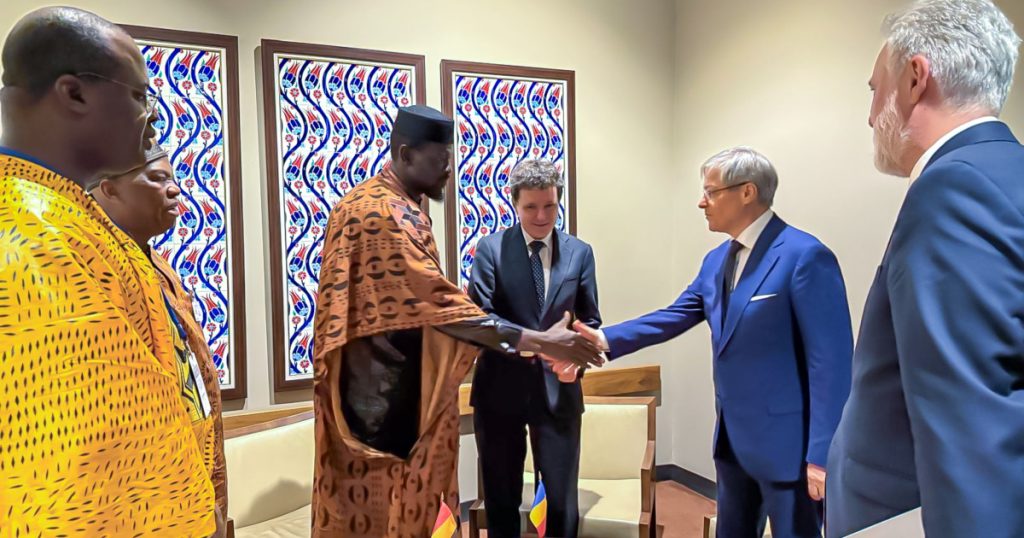 Nicușor Dan la ONU: Sprijinul pentru Dacian Cioloș și Importanța OIF în Contextul Global