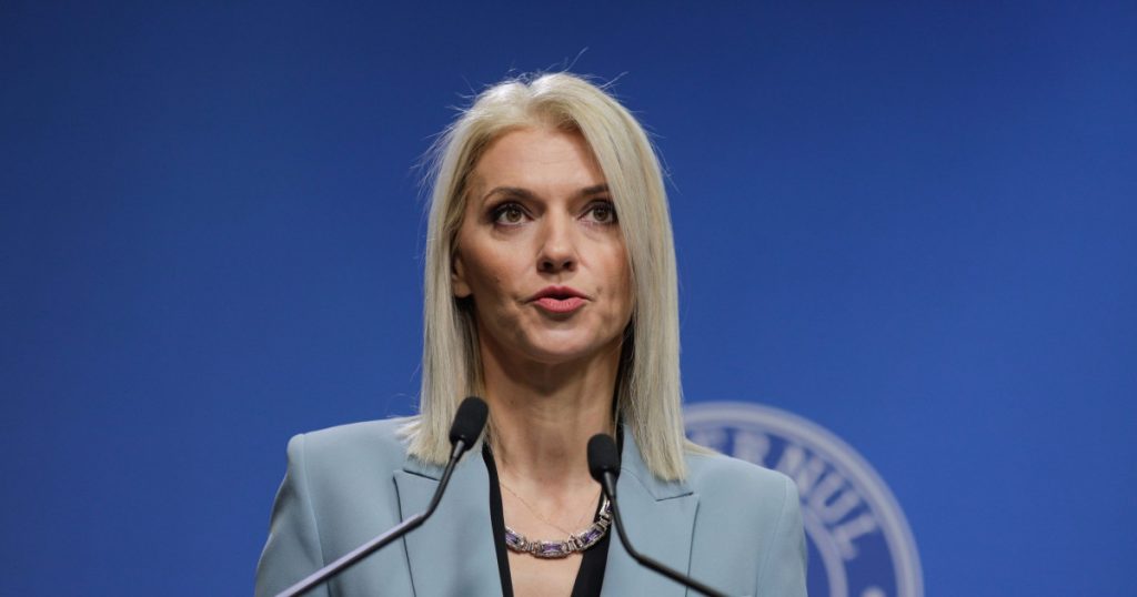 Alina Gorghiu și Provocările Politice: O Apărare a Stabilității Guvernului în Contextul Crizei Românești