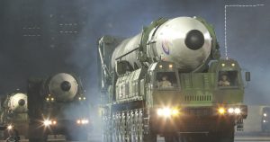 Coreea de Nord își reafirmă angajamentul față de arsenalul nuclear: Implicații și perspective globale