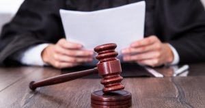 Corupția în Sănătate: Cazul Doina Caba – O Analiză Detaliată a Mită și Fraudelor în Spitalul Județean Botoșani