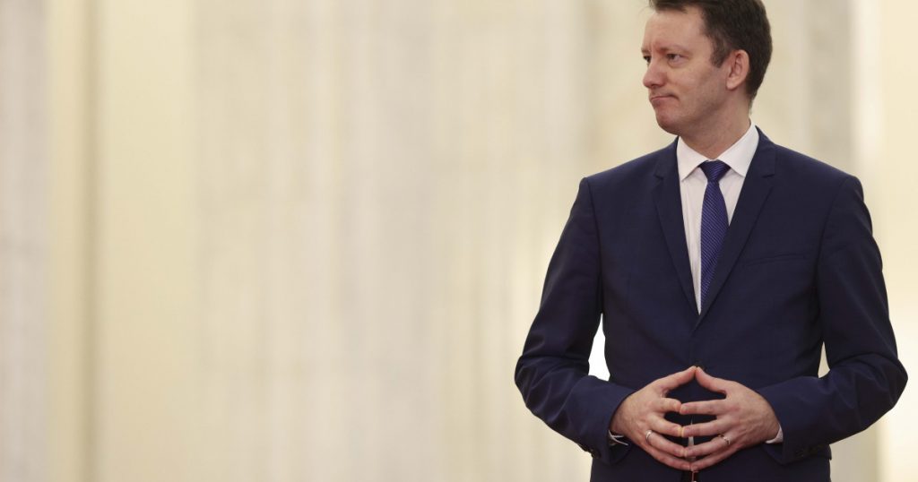 Siegfried Mureșan și Provocările Politice: O Analiză a Situației Guvernului Român