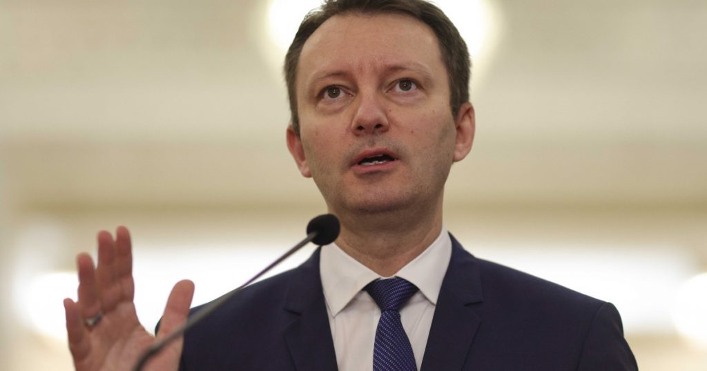 Promisiunile Guvernului Mureșan: O Analiză Detaliată a Măsurilor Fiscale și Sociale Propuse