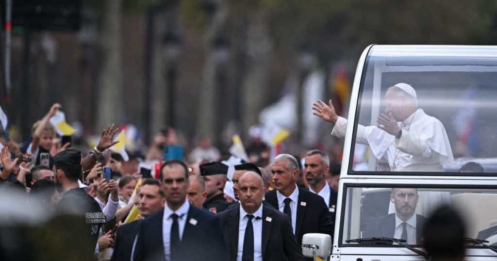 Măreția Credinței: 700.000 de Oameni la Liturghia Papei Leon al XIV-lea în Paris
