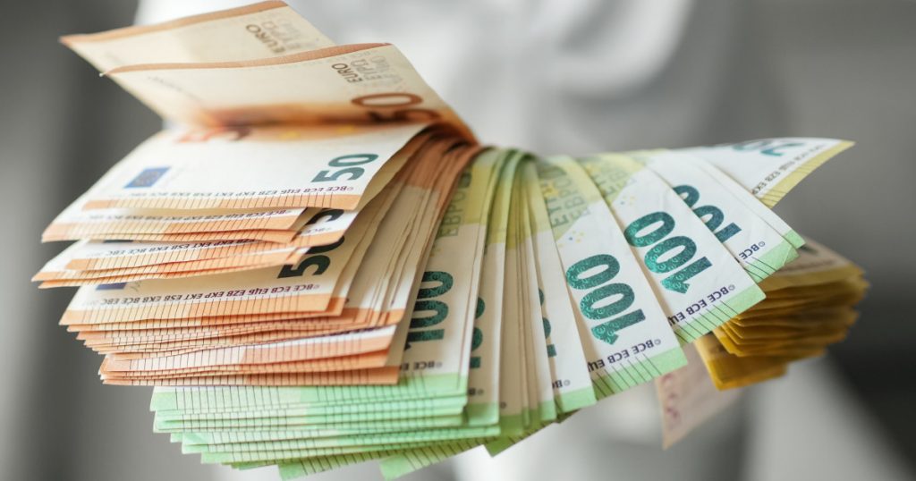 Reforma fiscală în Ungaria: Impozitarea marilor averi și implicațiile pentru societate
