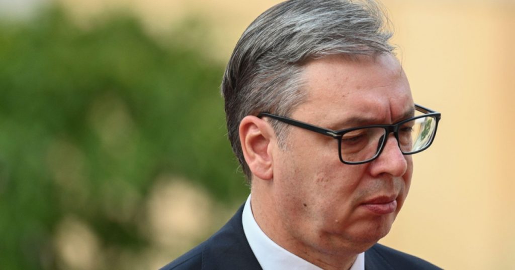 Demisia lui Aleksandar Vučić: O schimbare crucială în politica sârbească