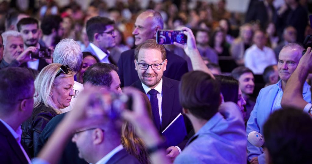 Dominic Fritz și Controversa Revoluției din '89: O Luptă pentru Memorie și Identitate Politică