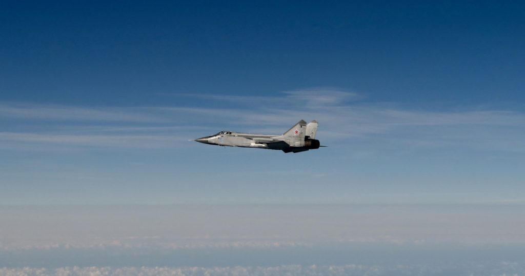 Rusia își extinde considerabil bugetul de apărare: o analiză detaliată a implicațiilor și contextului strategic
