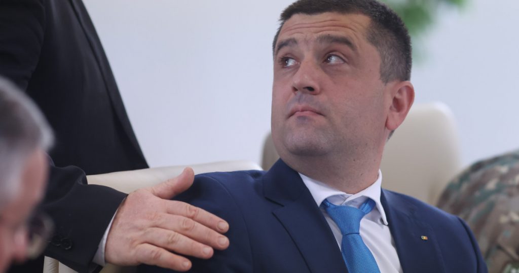 Controversă în Audierile Parlamentare: Radu Miruță și Prezența Generalilor – O Alegere Strategică sau o Slăbiciune Profesională?