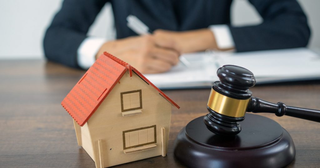 Ghid Complet pentru Cumpărarea Apartamentelor Executate Silit de ANAF: Ce Trebuie Să Știi