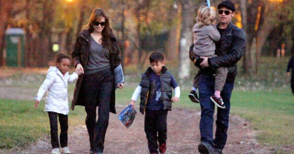 Impactul Deciziei Fetei lui Angelina Jolie și Brad Pitt de a Renunța la Numele Tatălui: O Analiză a Dinamicii Familiale și a Consecințelor Emotionale